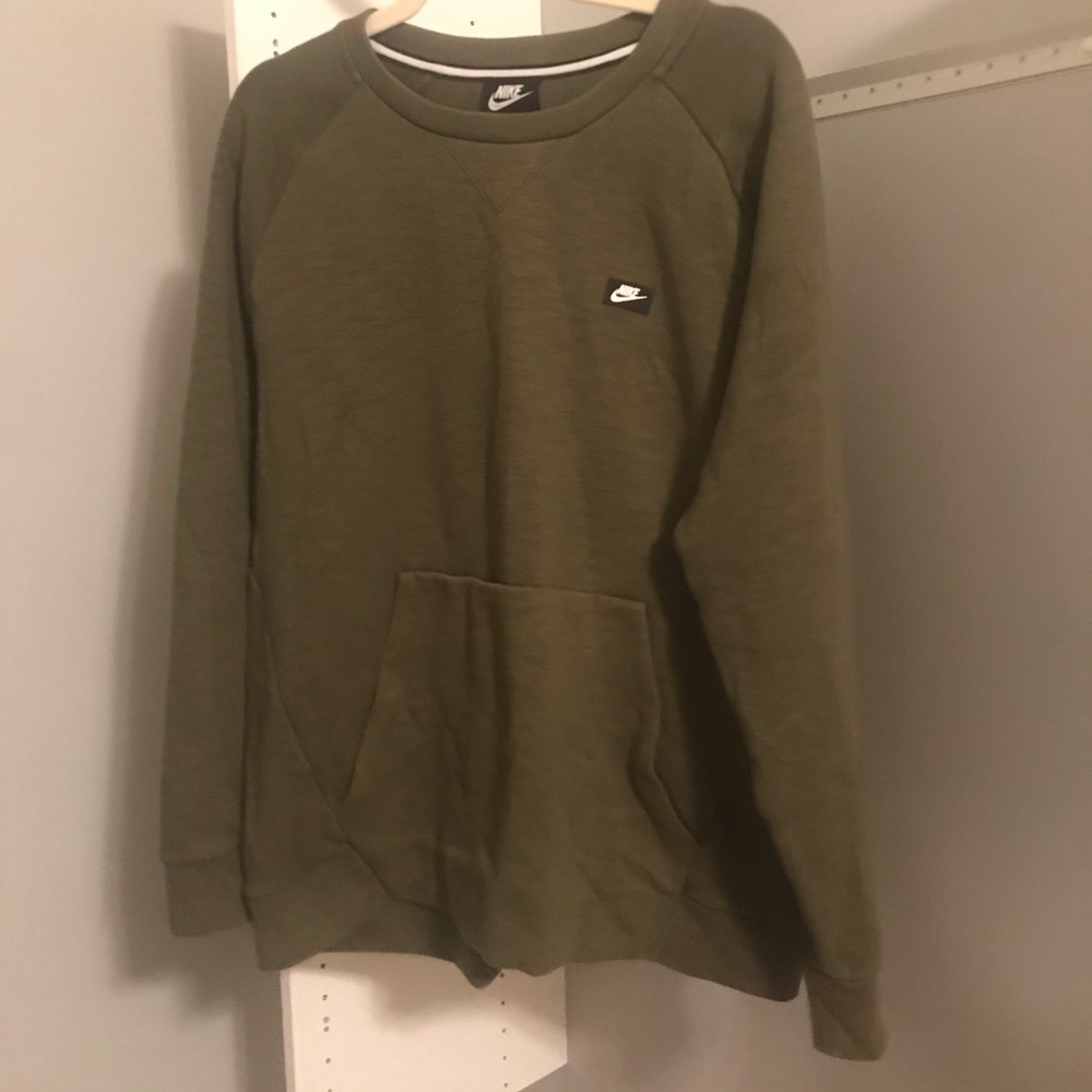 Nike Sweater